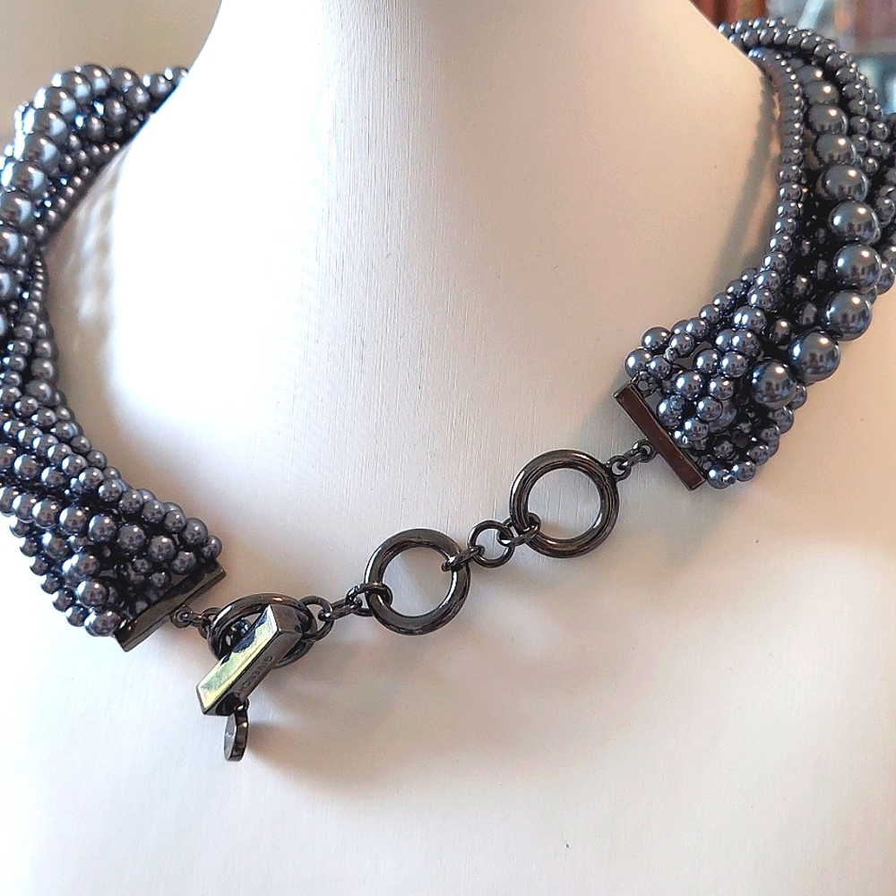 Givenchy‎ Necklace, Signed, Tagged, Braided Lustrous Dark Pearl Adjustable Clasp - Picture 4 of 4